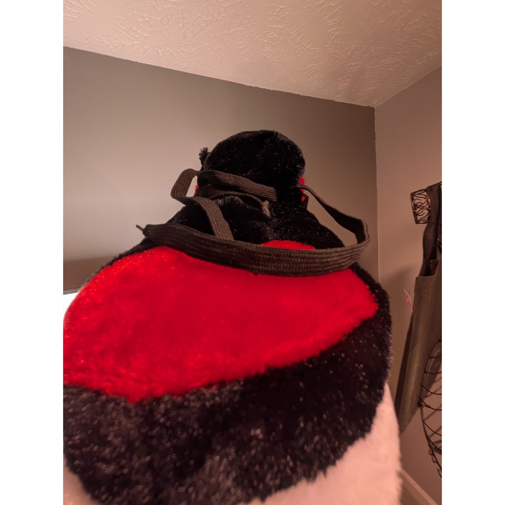 Air Jordan 1 Red Black Plush Sneaker Slippers High Top Basketball Inspired 36-44 - Picture 5 of 8